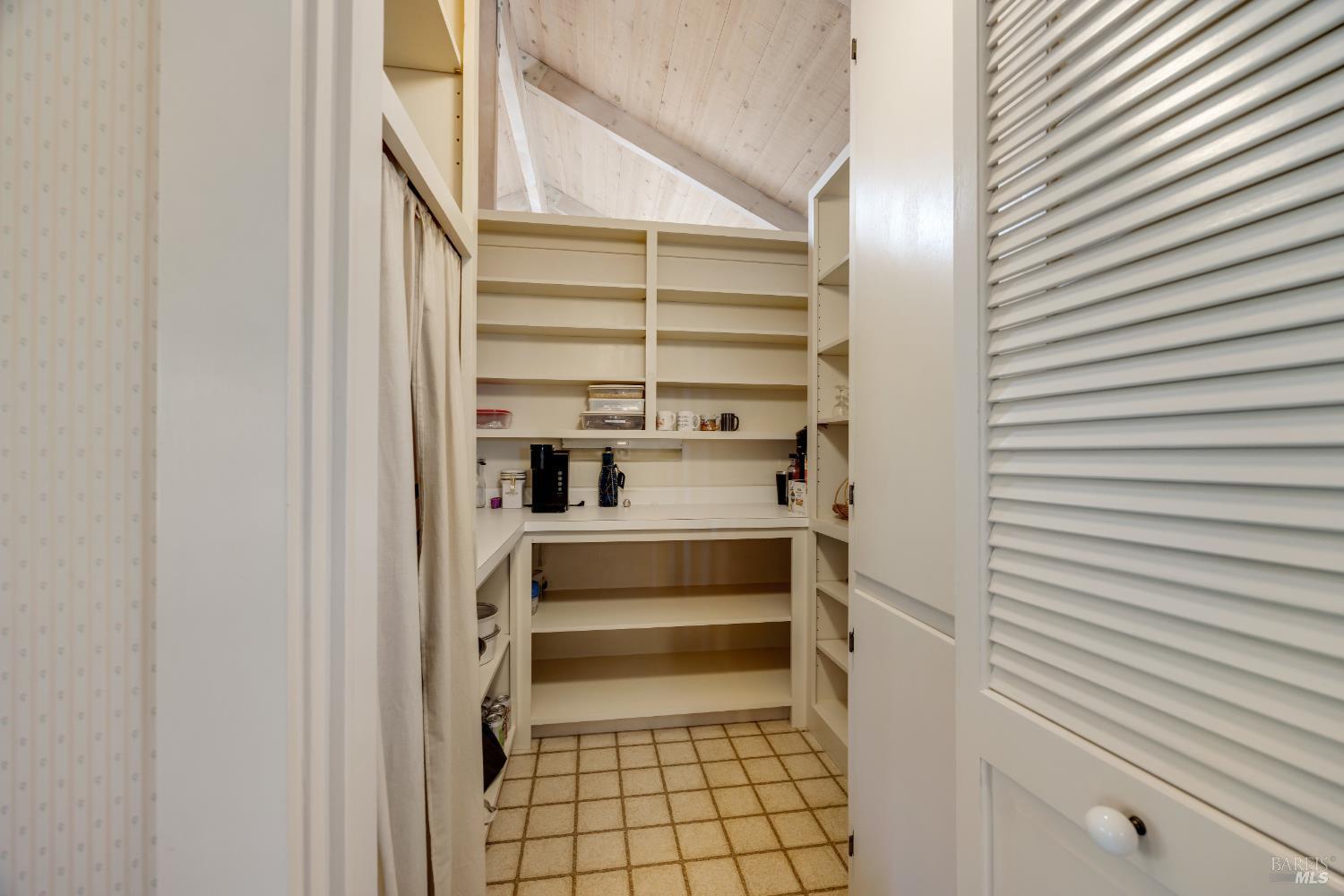 St. Helena, California, 94574, United States, 2 Bedrooms Bedrooms, ,2 BathroomsBathrooms,Residential,For Sale,1975213