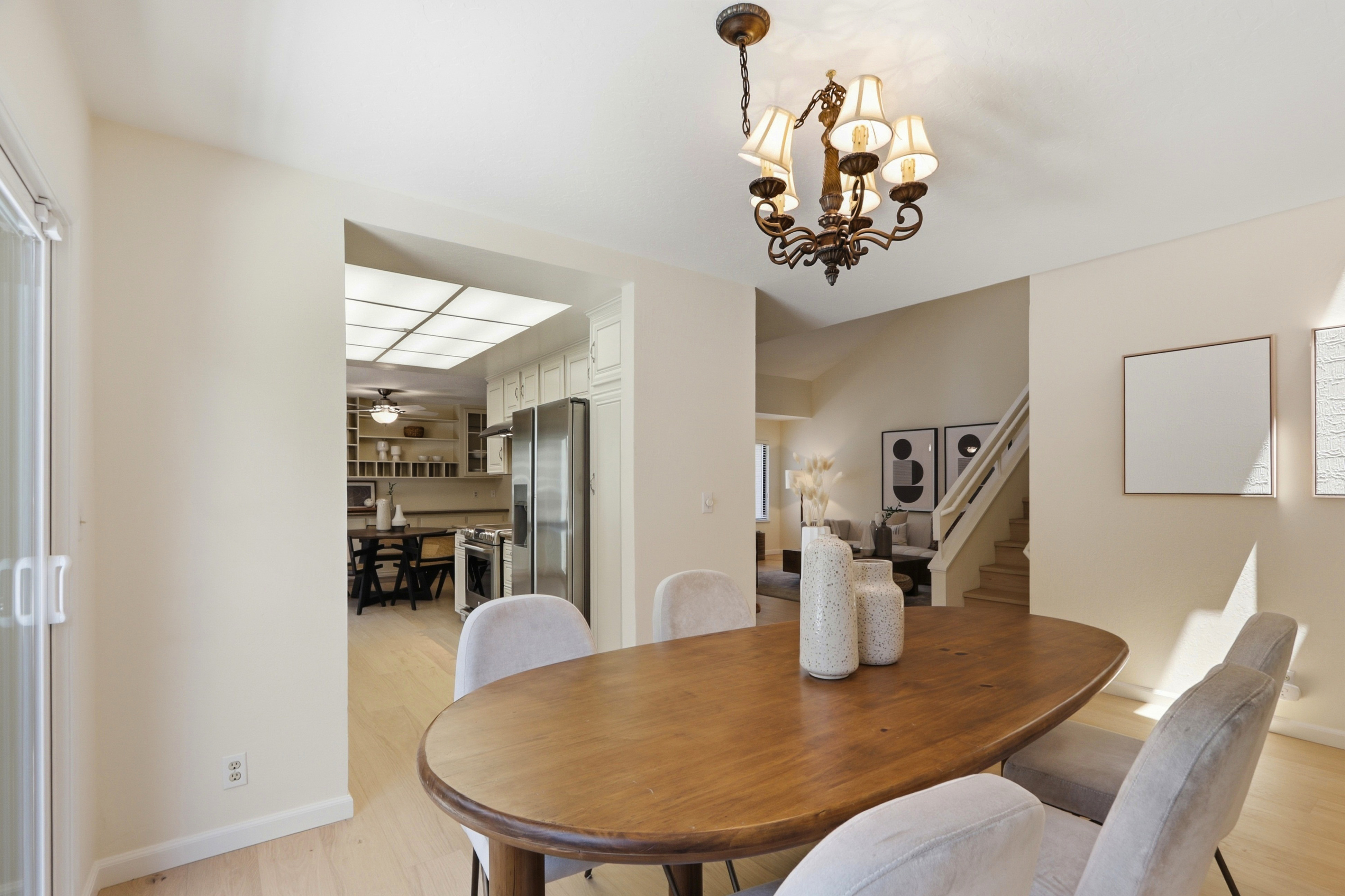  Updated Willow Glen Townhome - 物件實景