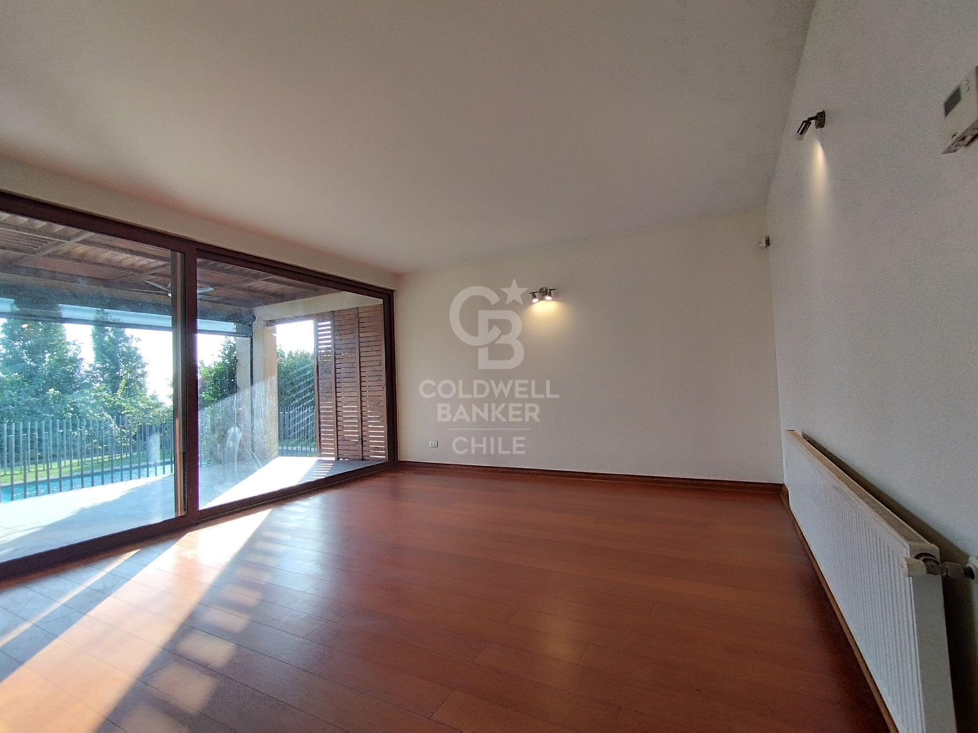 Colina, Chile, 7 Bedrooms Bedrooms, ,5 BathroomsBathrooms,Residential,For Sale,2002956