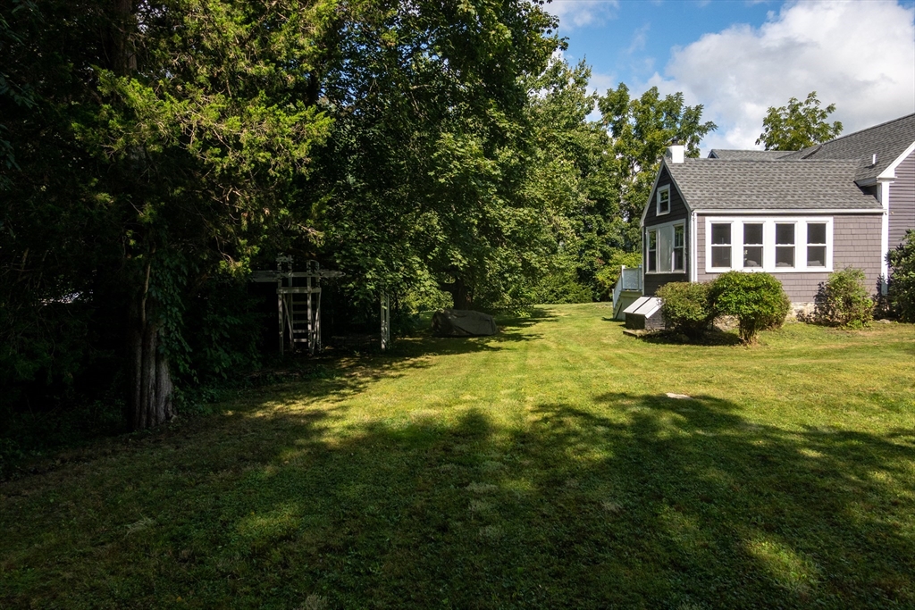 East Bridgewater, Massachusetts, 02333, United States, 4 Bedrooms Bedrooms, ,2 BathroomsBathrooms,Residential,For Sale,1942845