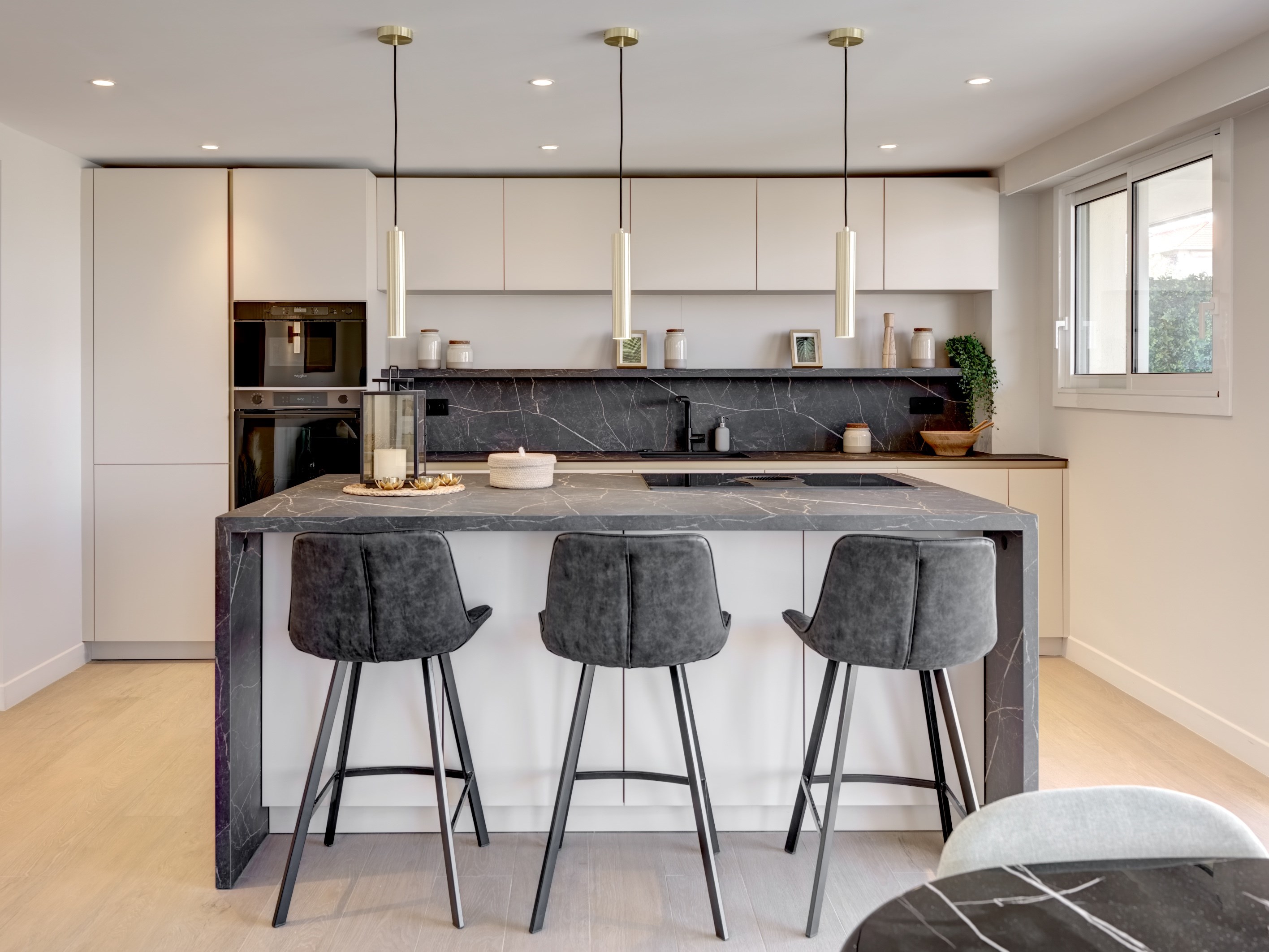  Antibes centre apartment 94 sqm 40 sqm terrace 2 bedroom near beaches Old Town … - 物件實景