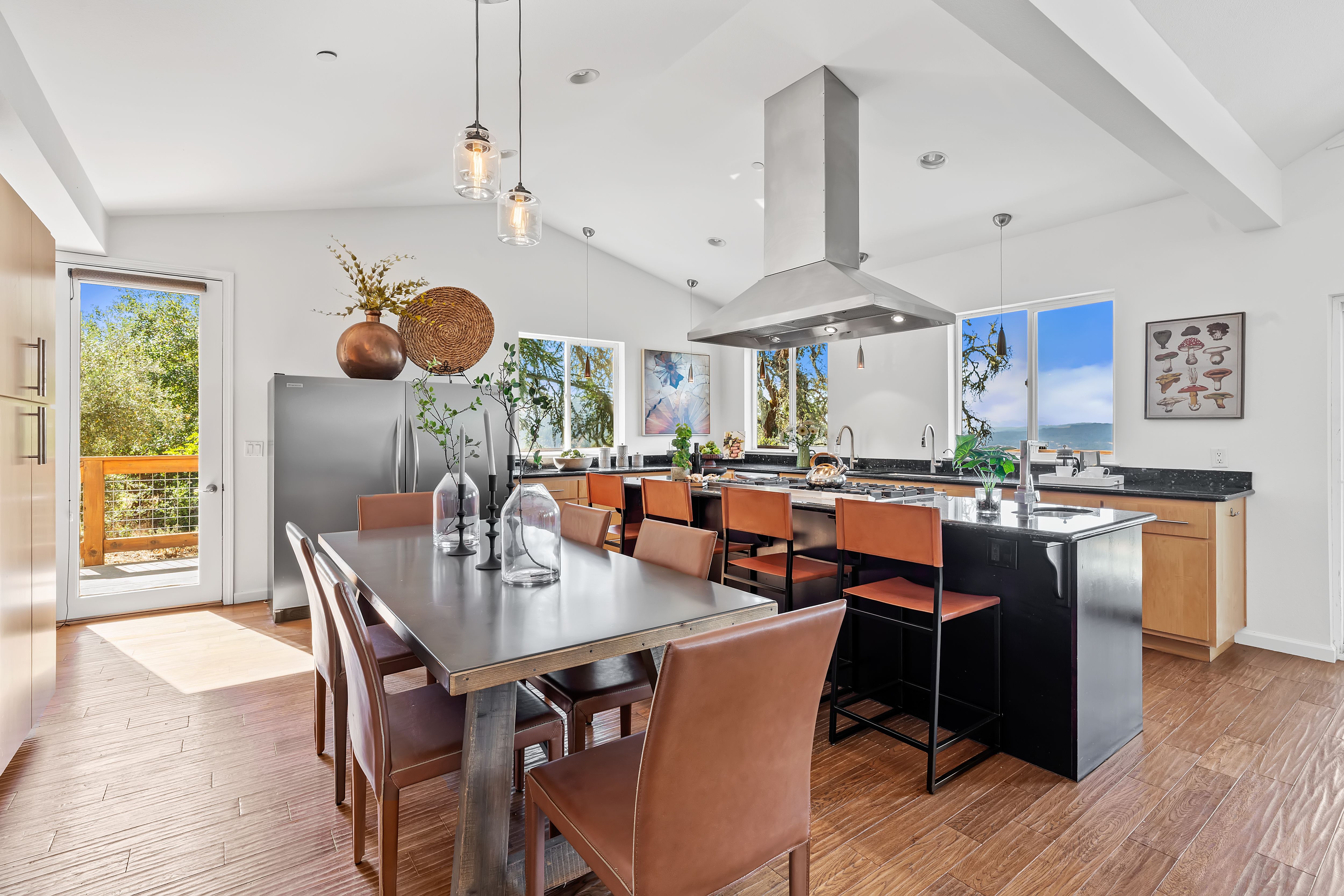  Exceptional Estate Perched On Over 11± Private Acres - 物件實景