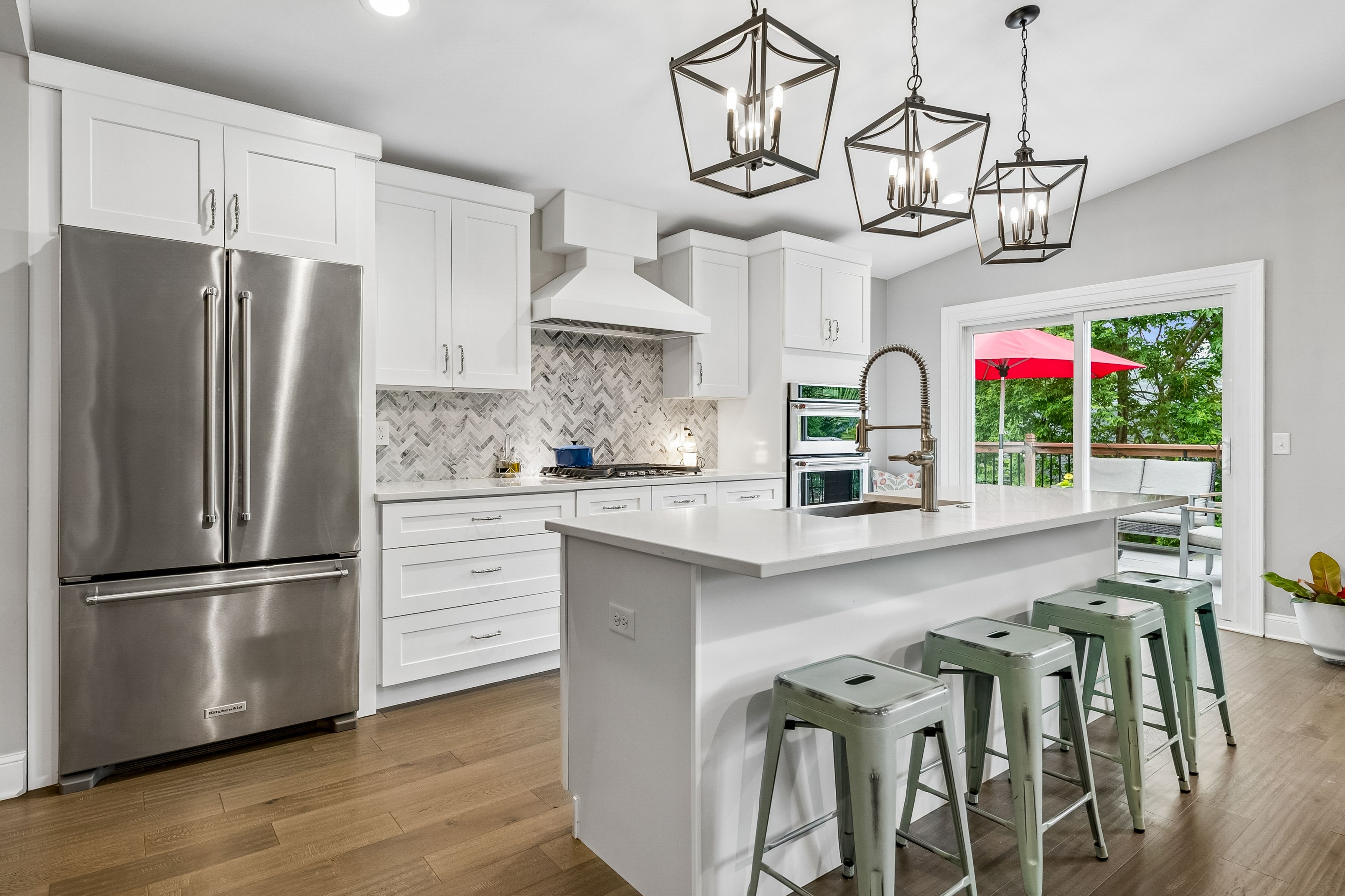  Beautifully Renovated in Coveted Chowen Park - 物件實景