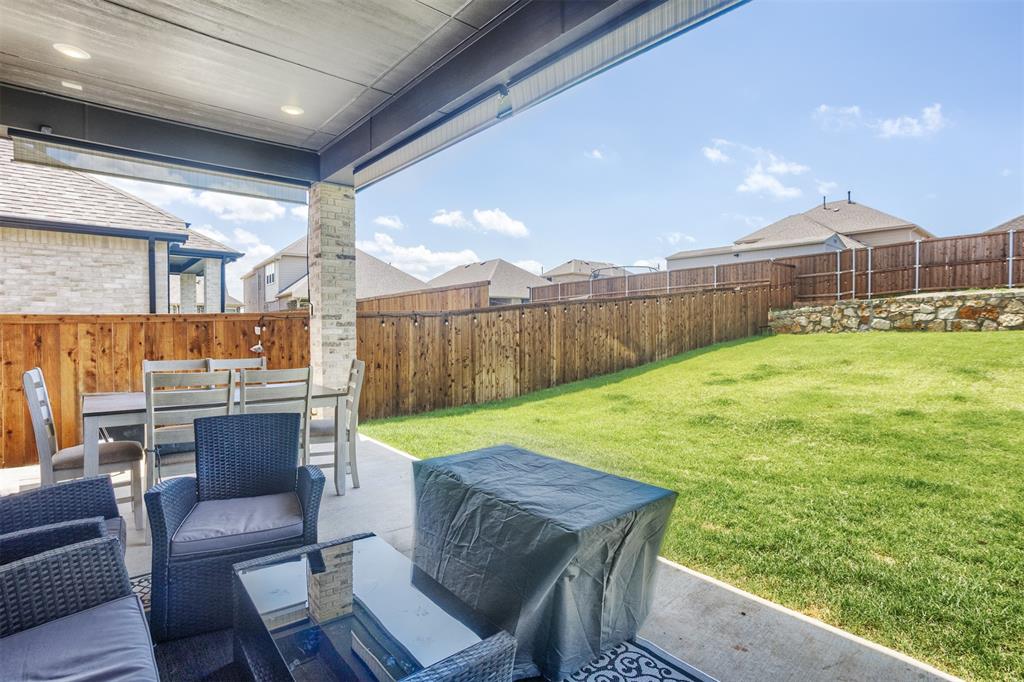 Oak Point, Texas, 75068, United States, 4 Bedrooms Bedrooms, ,4 BathroomsBathrooms,Residential,For Sale,1874893