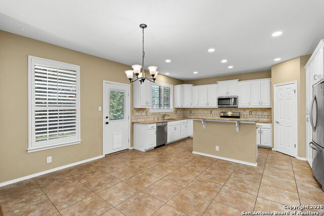 San Antonio, Texas, 78248, United States, 5 Bedrooms Bedrooms, ,4 BathroomsBathrooms,Residential,For Sale,1868454