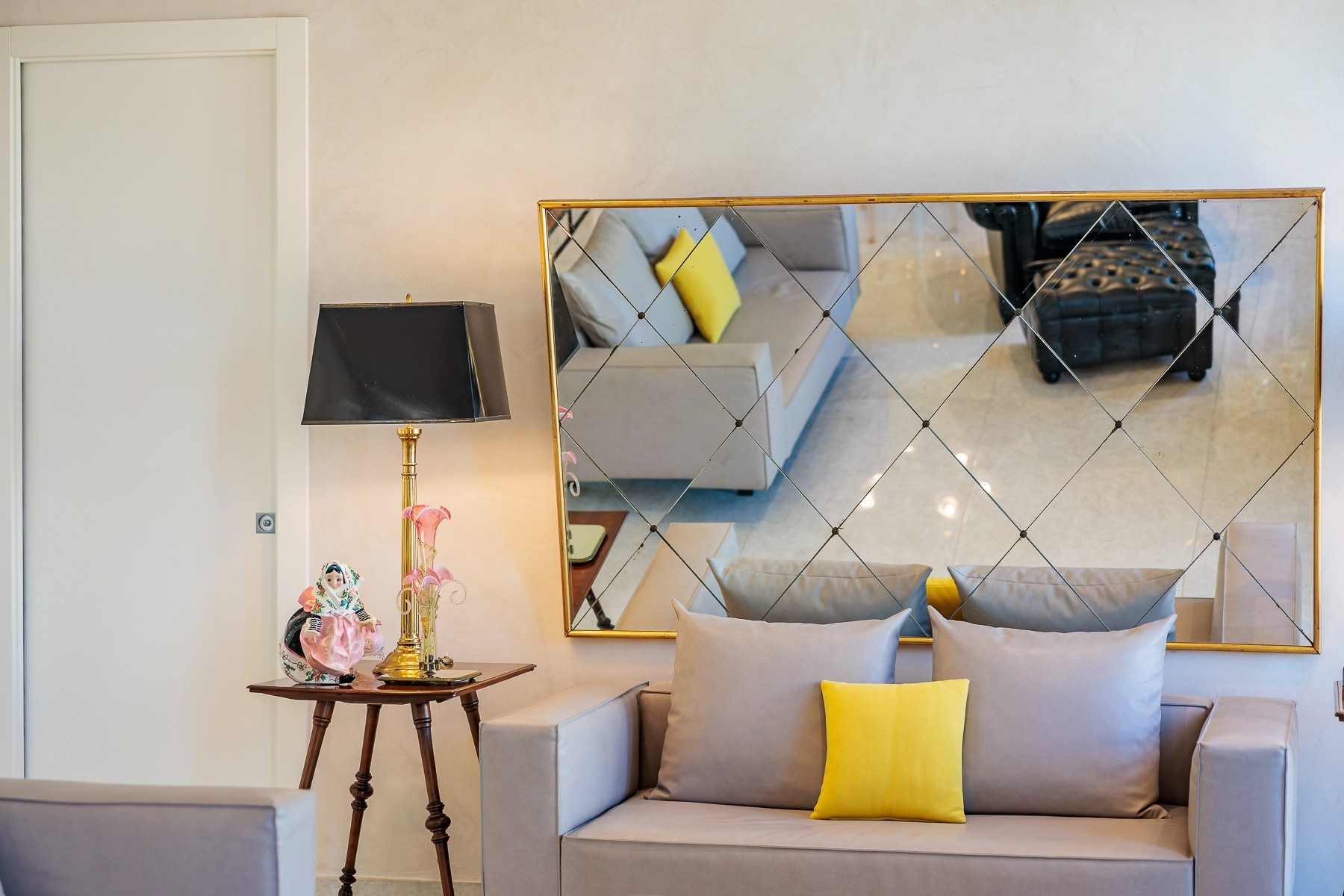  Luxury renovated apartment for sale in Menton, historic center with sea view - 物件實景
