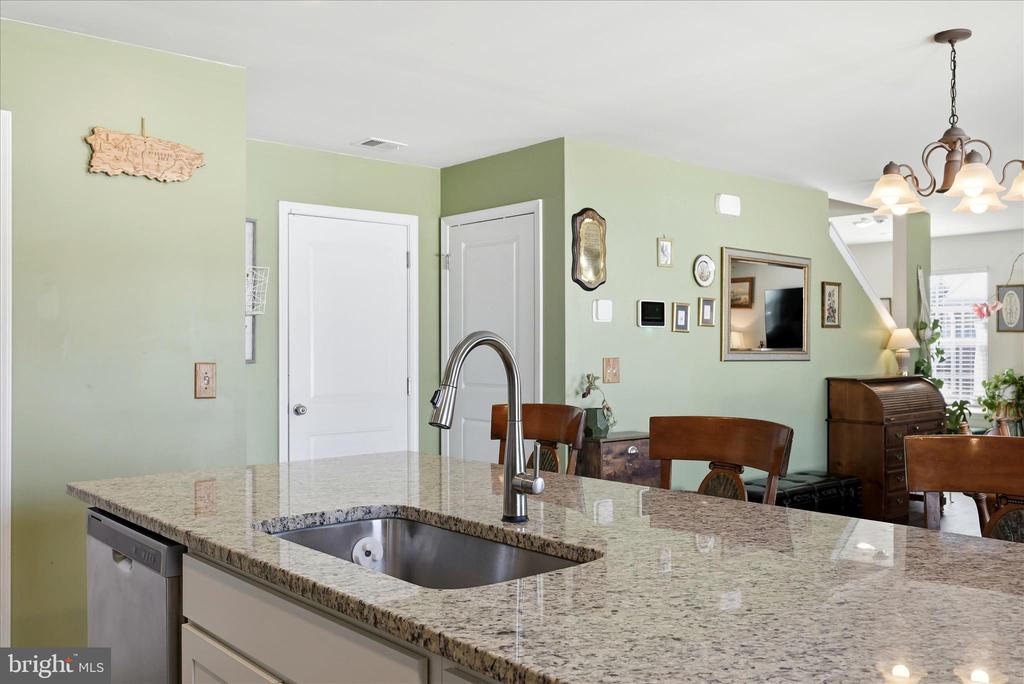 Berryville, Virginia, 22611, United States, 4 Bedrooms Bedrooms, ,3 BathroomsBathrooms,Residential,For Sale,2015067