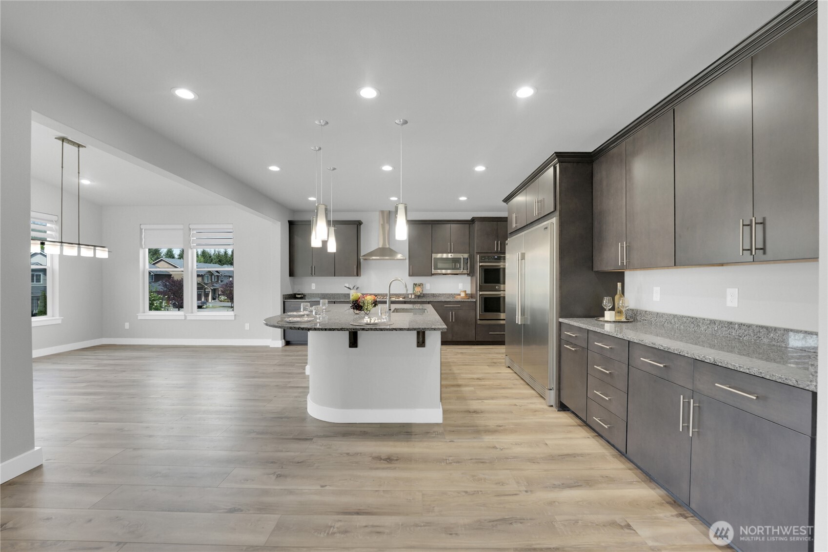 Bonney Lake, Washington, 98391, United States, 5 Bedrooms Bedrooms, ,3 BathroomsBathrooms,Residential,For Sale,1916895