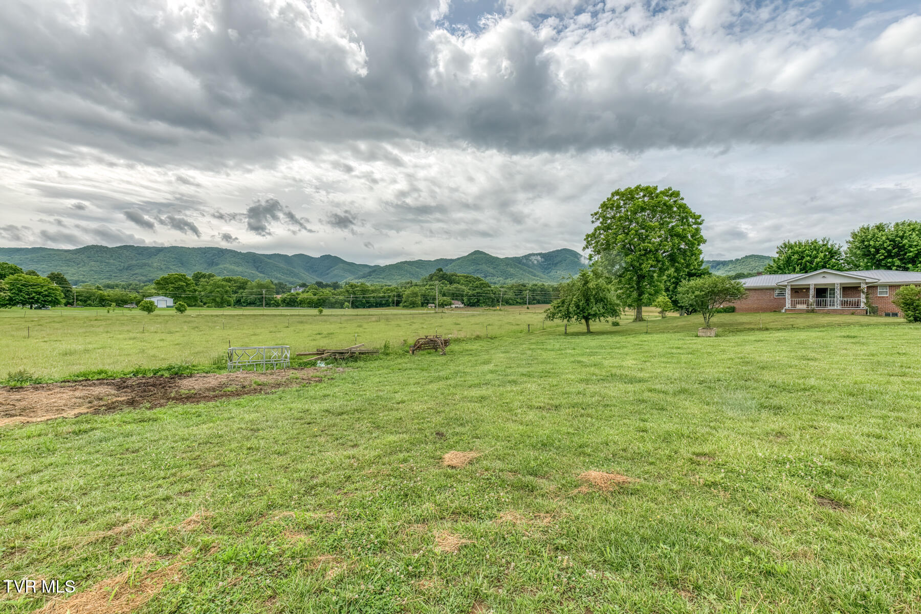 Chuckey, Tennessee, 37641, United States, 3 Bedrooms Bedrooms, ,1 BathroomBathrooms,Residential,For Sale,2048745
