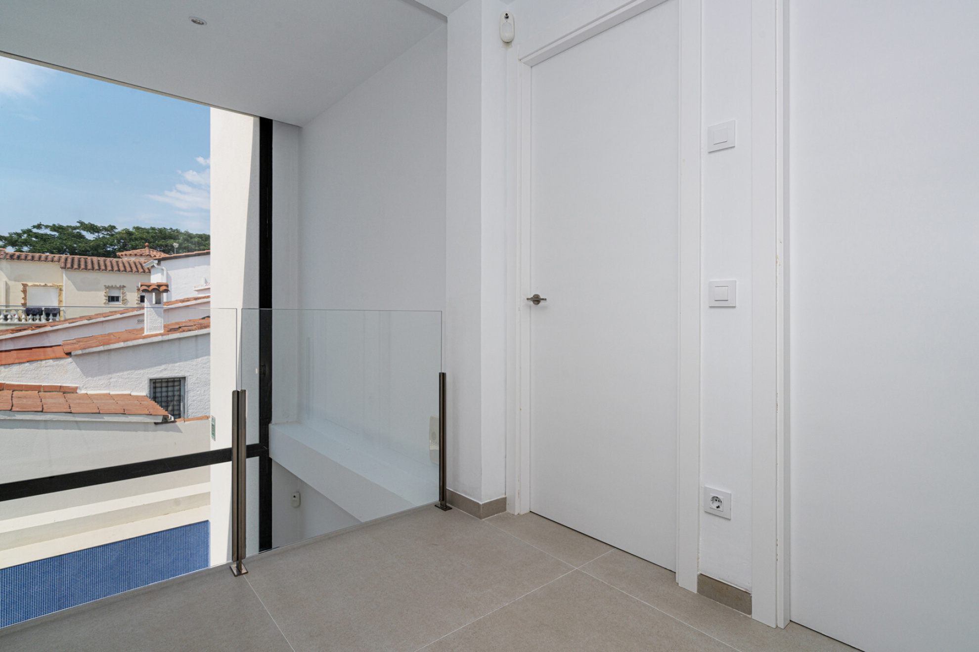  Modern semi-detached house in Requesens - Empuriabrava - 物件實景