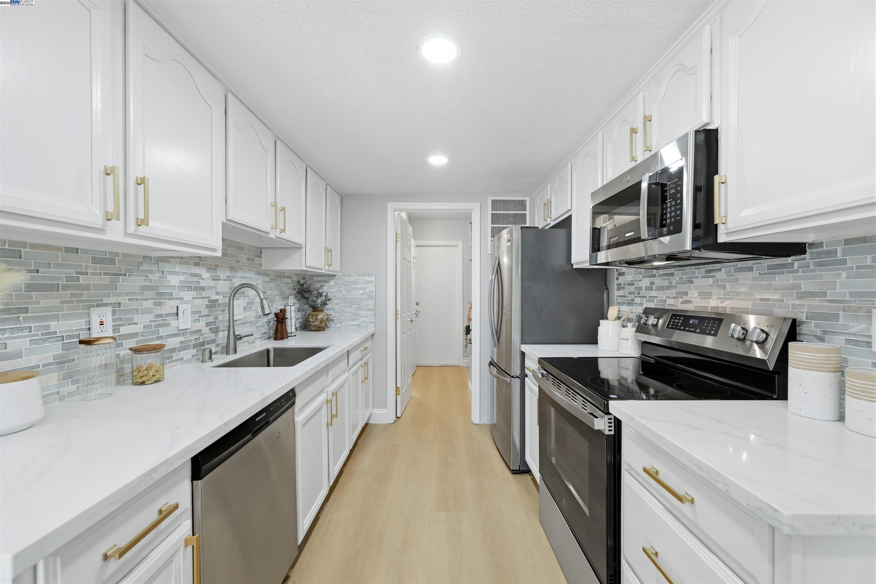 Livermore, California, 94551, United States, 3 Bedrooms Bedrooms, ,1 BathroomBathrooms,Residential,For Sale,1991924