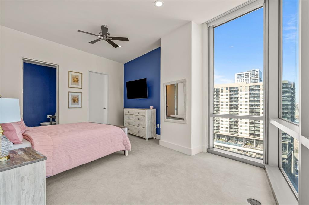 Dallas, Texas, 75219, United States, 2 Bedrooms Bedrooms, ,3 BathroomsBathrooms,Residential,For Sale,1916965