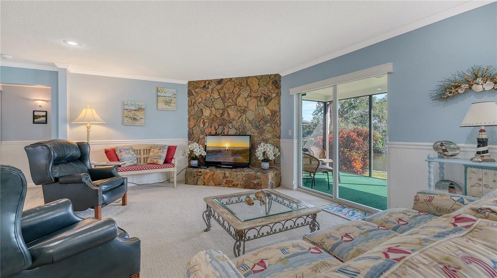 Bradenton, Florida, 34210, United States, 3 Bedrooms Bedrooms, ,2 BathroomsBathrooms,Residential,For Sale,1957049