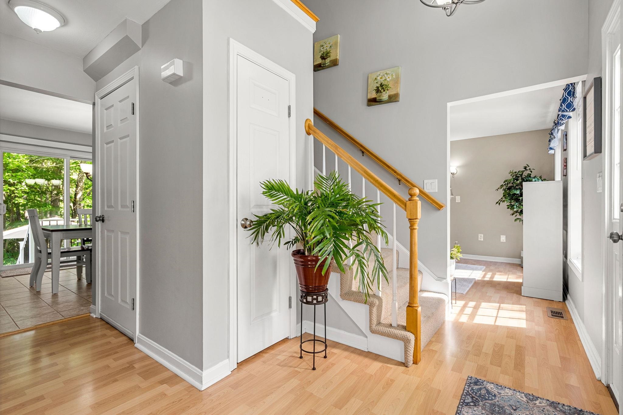 Derry, New Hampshire, 03038, United States, 3 Bedrooms Bedrooms, ,2 BathroomsBathrooms,Residential,For Sale,1927202