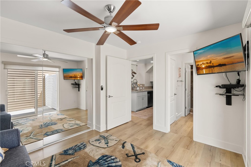 Newport Beach, California, 92663, United States, 2 Bedrooms Bedrooms, ,2 BathroomsBathrooms,Residential,For Sale,1877263