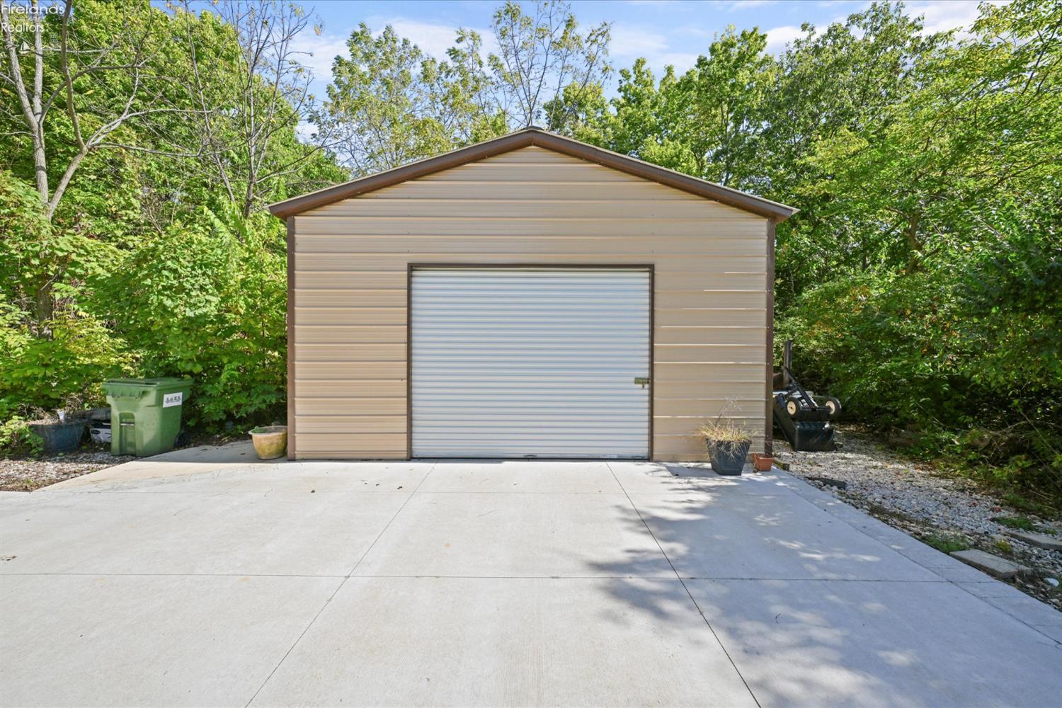 Port Clinton, Ohio, 43452, United States, 3 Bedrooms Bedrooms, ,3 BathroomsBathrooms,Residential,For Sale,1976751