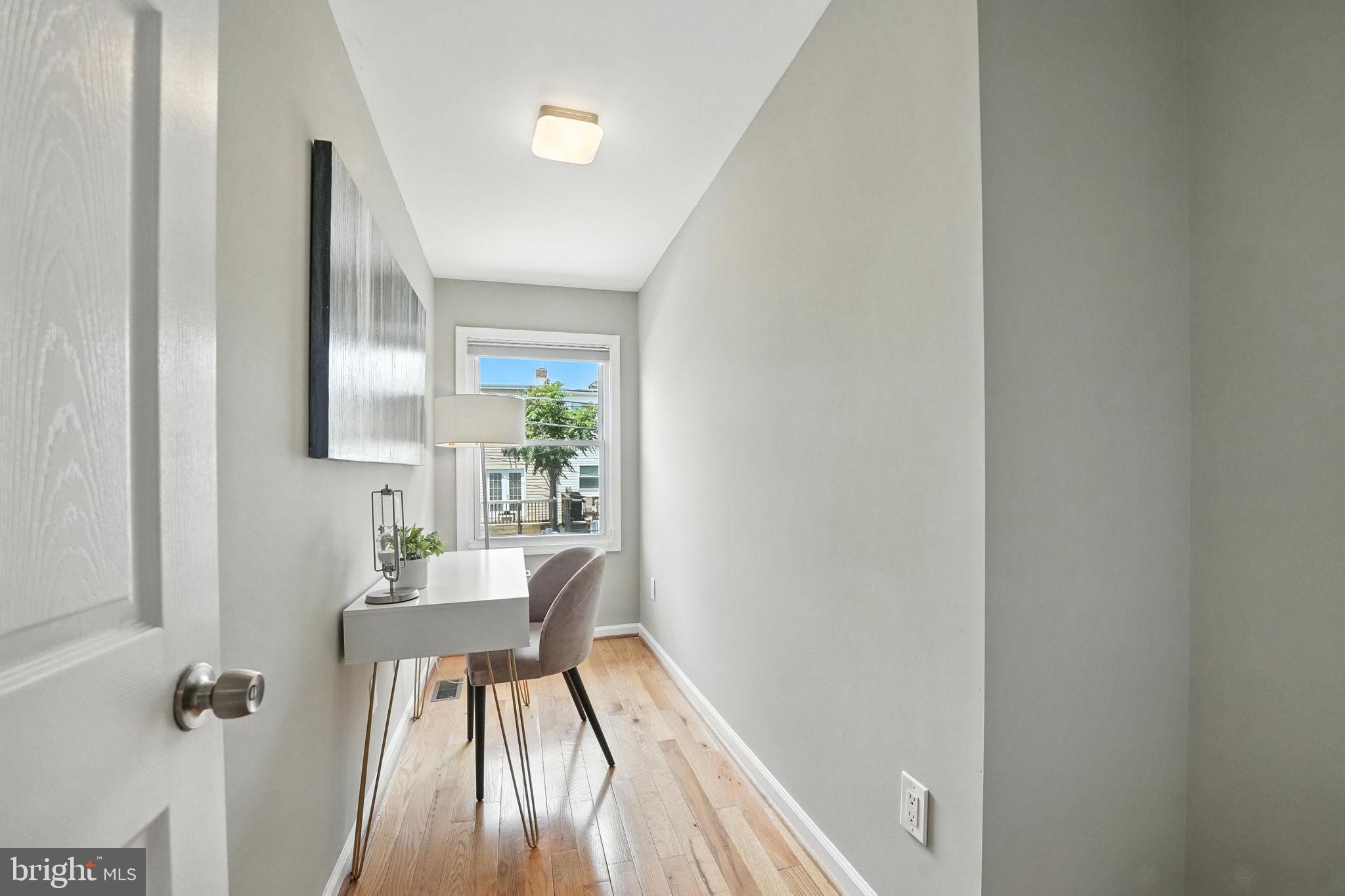 Washington, District of Columbia, 20002, United States, 4 Bedrooms Bedrooms, ,4 BathroomsBathrooms,Residential,For Sale,1983666