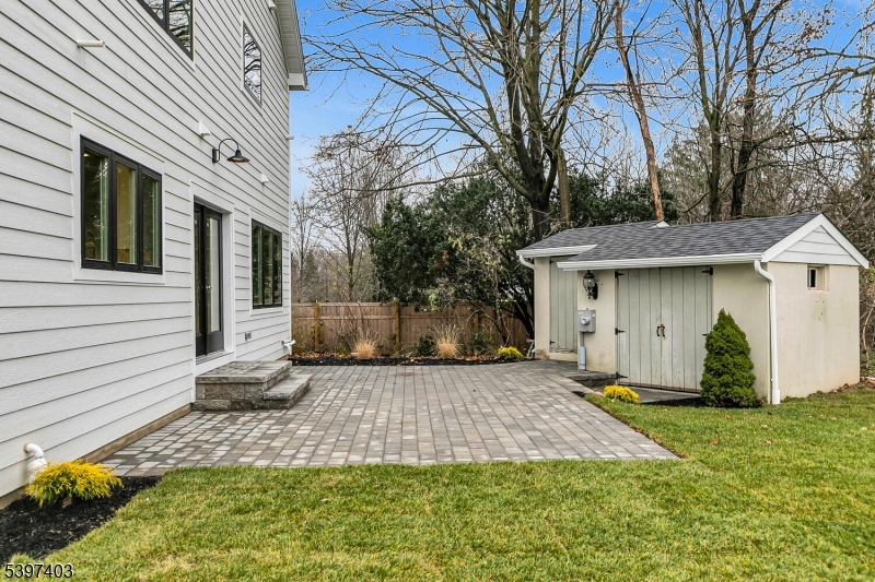 Bernards Twp., New Jersey, 07920, United States, 6 Bedrooms Bedrooms, ,5 BathroomsBathrooms,Residential,For Sale,2001685