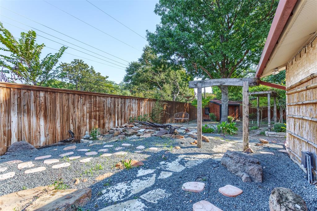 Dallas, Texas, 75229, United States, 4 Bedrooms Bedrooms, ,3 BathroomsBathrooms,Residential,For Sale,1751224