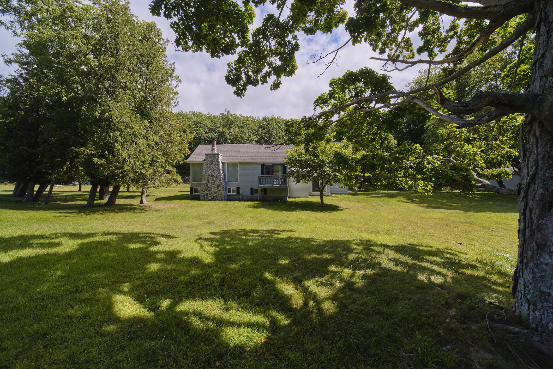 Manistee, Michigan, 49660, United States, 7 Bedrooms Bedrooms, ,3 BathroomsBathrooms,Residential,For Sale,1943241