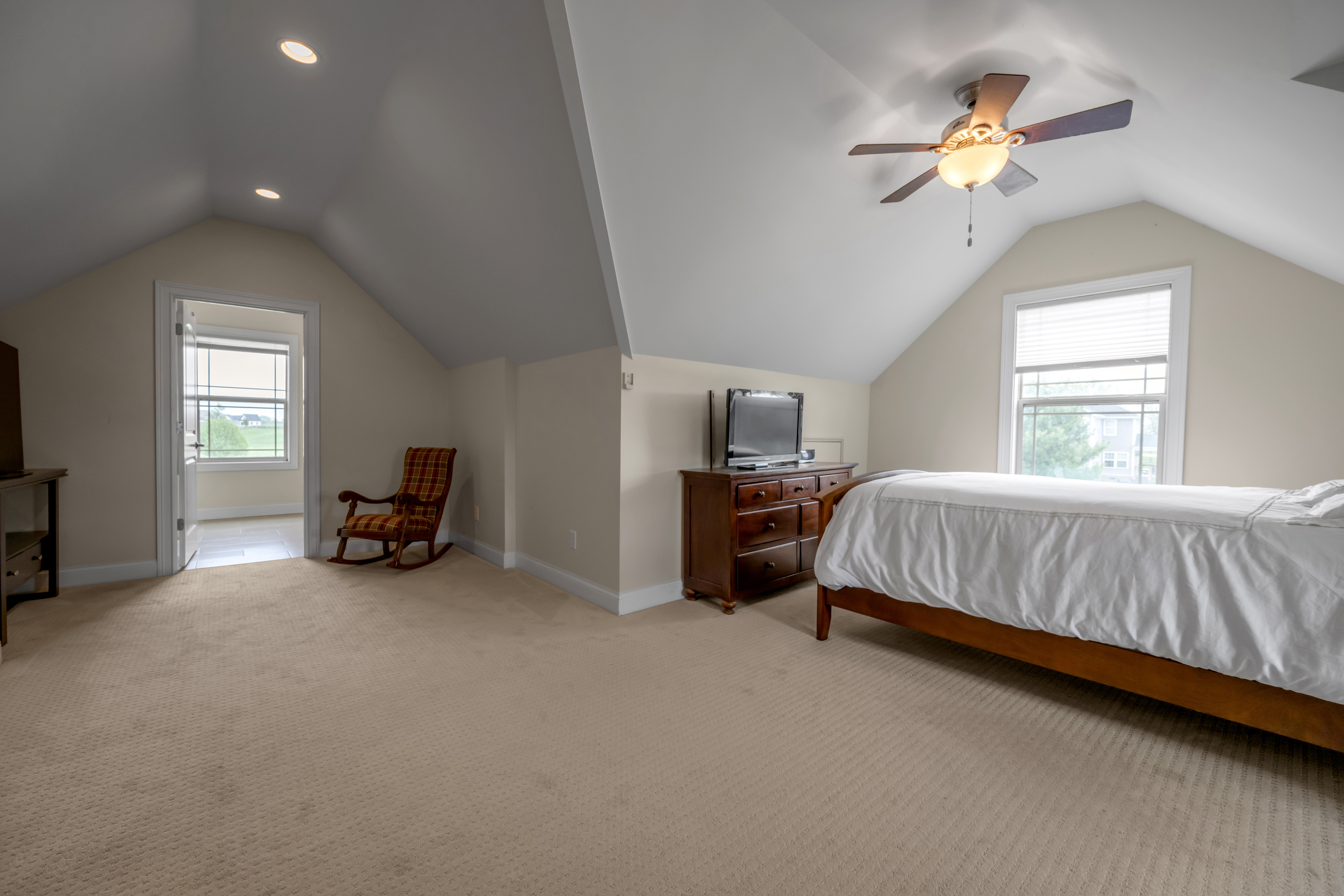  3200 Fishers Mill Road - 物件實景