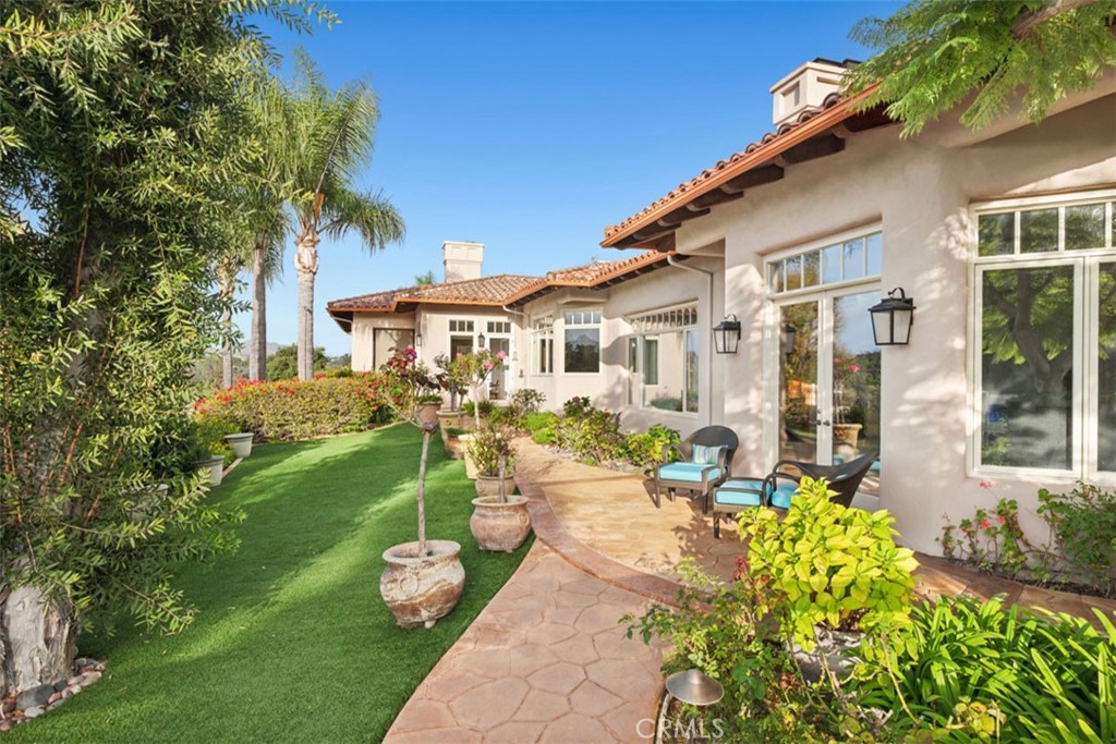 Rancho Santa Fe, California, 92067, United States, 5 Bedrooms Bedrooms, ,6 BathroomsBathrooms,Residential,For Sale,1989068