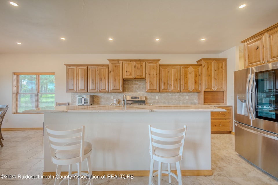 Ruidoso, New Mexico, 88345, United States, 4 Bedrooms Bedrooms, ,4 BathroomsBathrooms,Residential,For Sale,1921687