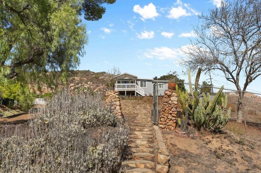 El Cajon, California, 92019, United States, 2 Bedrooms Bedrooms, ,1 BathroomBathrooms,Residential,For Sale,1987846