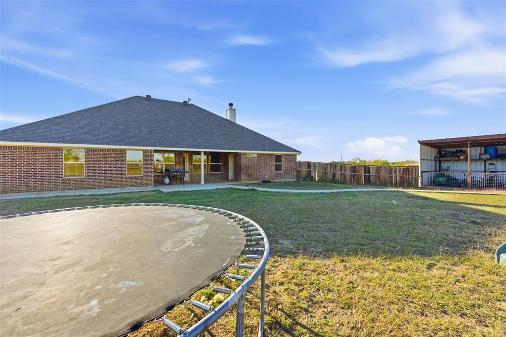 Grandview, Texas, 76050, United States, 4 Bedrooms Bedrooms, ,3 BathroomsBathrooms,Residential,For Sale,1991534