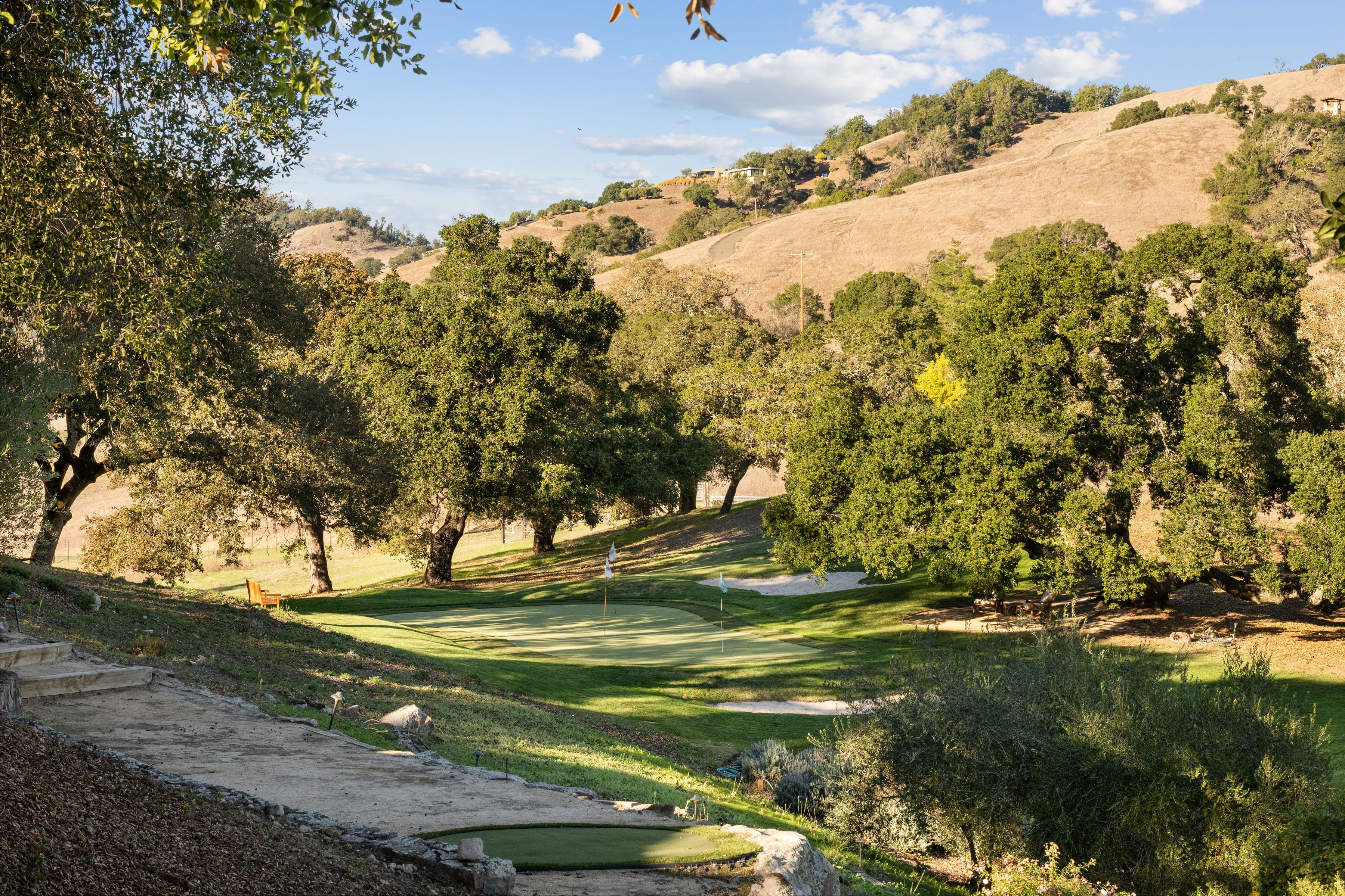  4575 Lovall Valley Loop Road - 物件實景