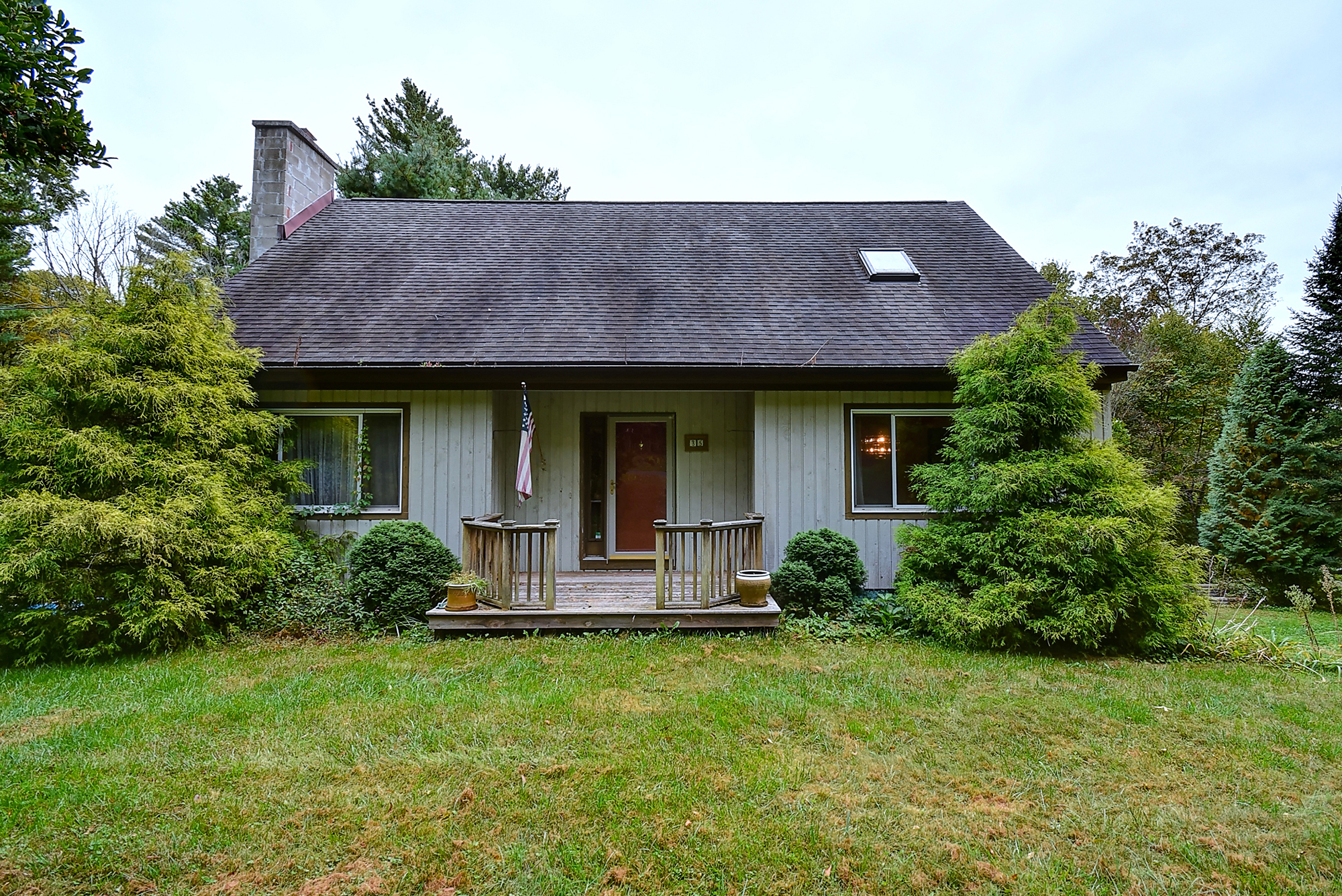 Bethlehem, Connecticut, 06751, United States, 3 Bedrooms Bedrooms, ,4 BathroomsBathrooms,Residential,For Sale,1987102