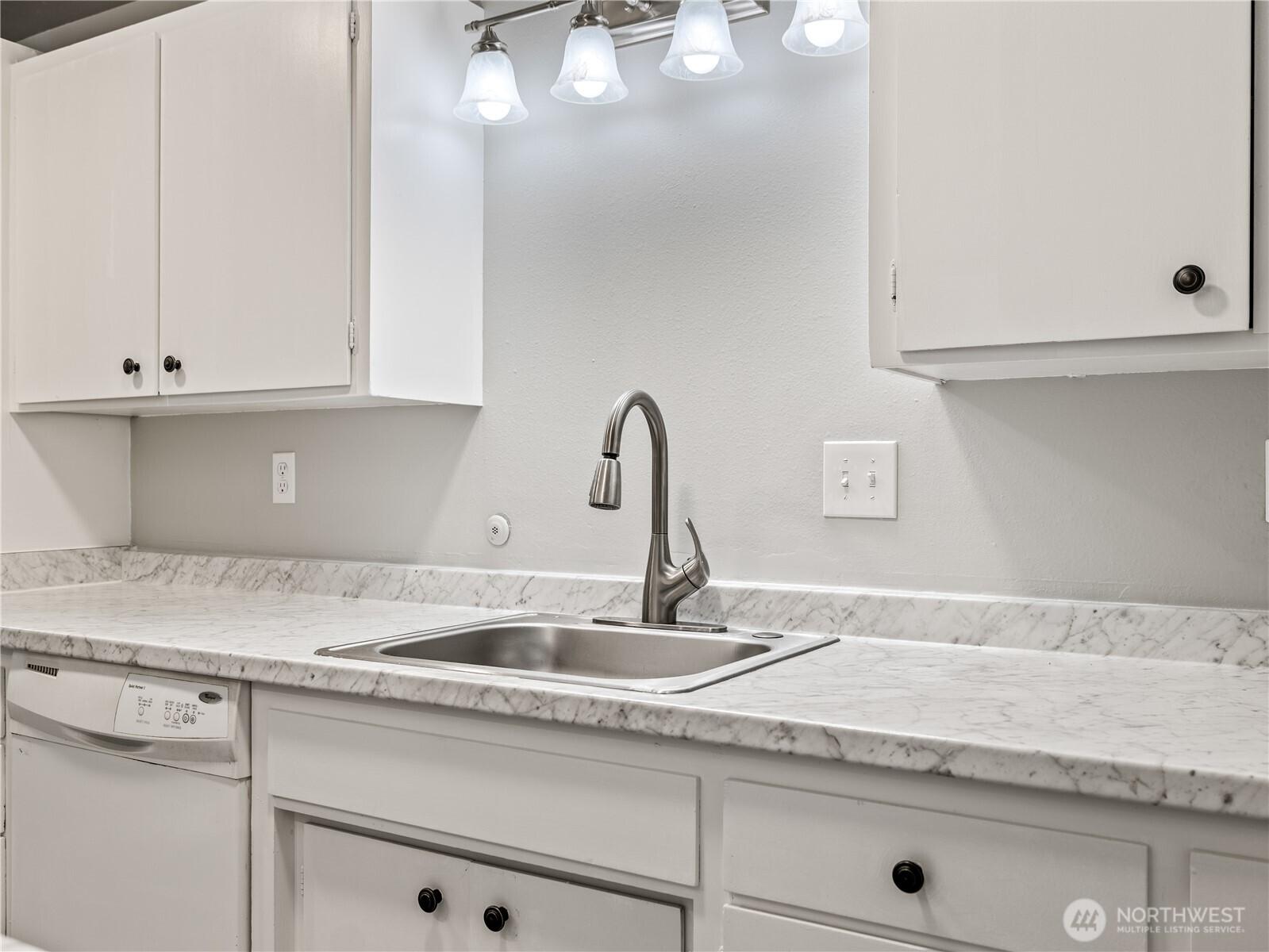 BURIEN, Washington, 98146, United States, 7 Bedrooms Bedrooms, ,4 BathroomsBathrooms,Residential,For Sale,1913581