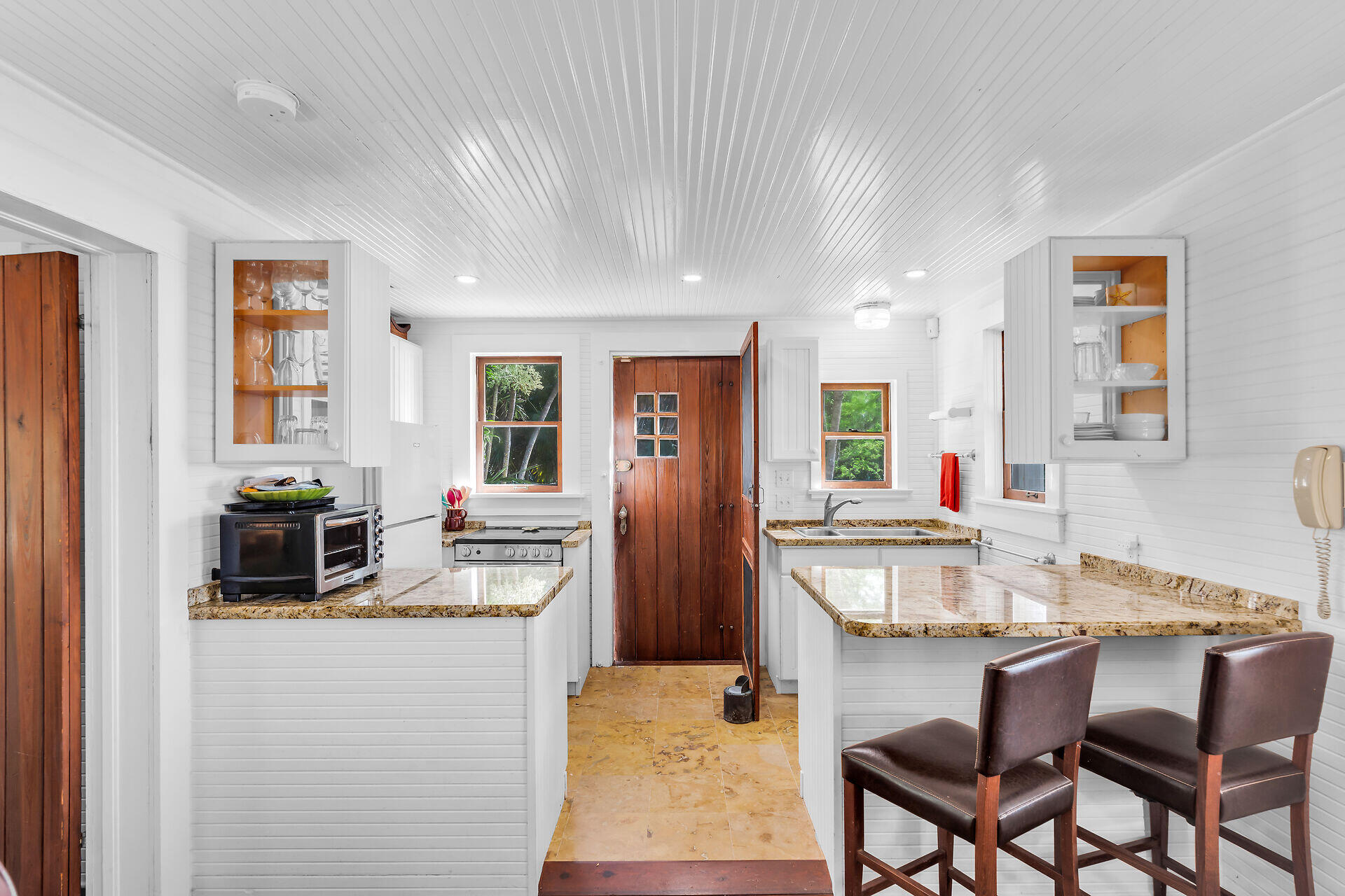ISLAMORADA, Florida, 33070, United States, 3 Bedrooms Bedrooms, ,3 BathroomsBathrooms,Residential,For Sale,1837711