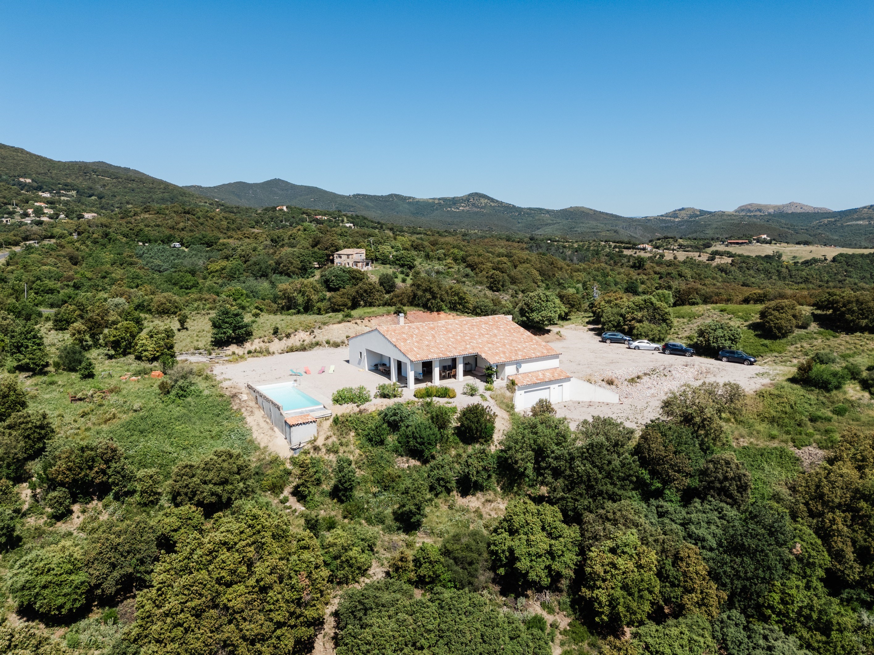  Spellbinding Views & Timeless Stonework – 260 sqm on 5 Hectares - 物件實景