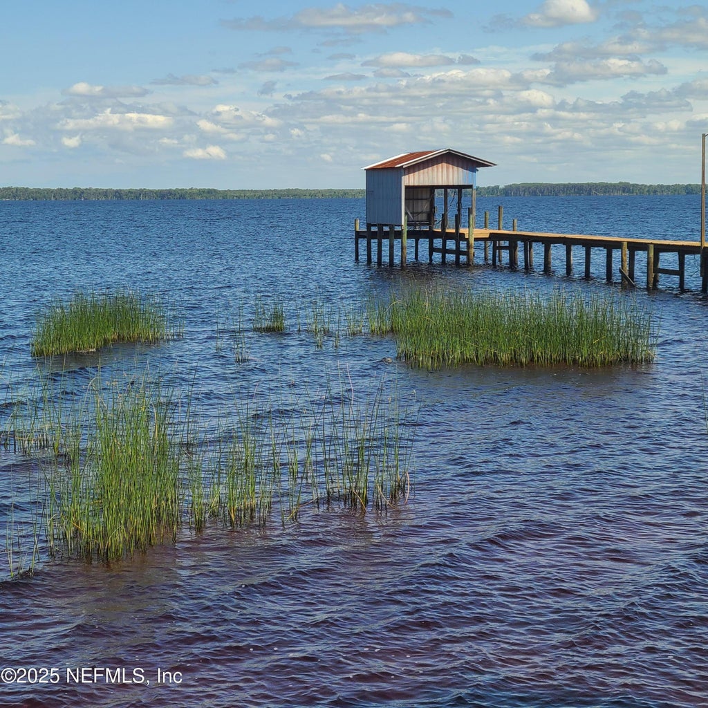 Crescent City, Florida, 32112, United States, 3 Bedrooms Bedrooms, ,2 BathroomsBathrooms,Residential,For Sale,1942531