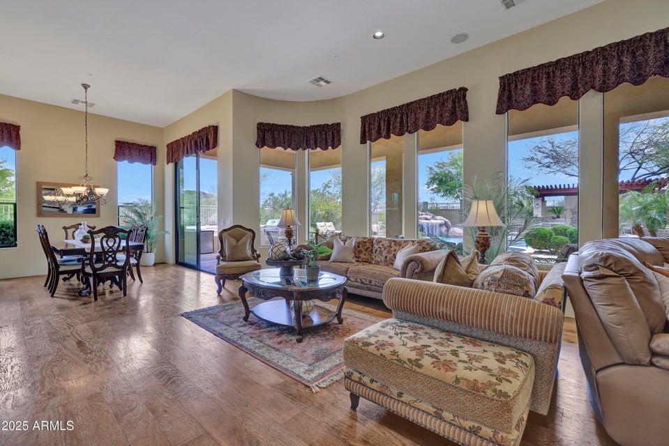 Peoria, Arizona, 85383, United States, 5 Bedrooms Bedrooms, ,5 BathroomsBathrooms,Residential,For Sale,1763078