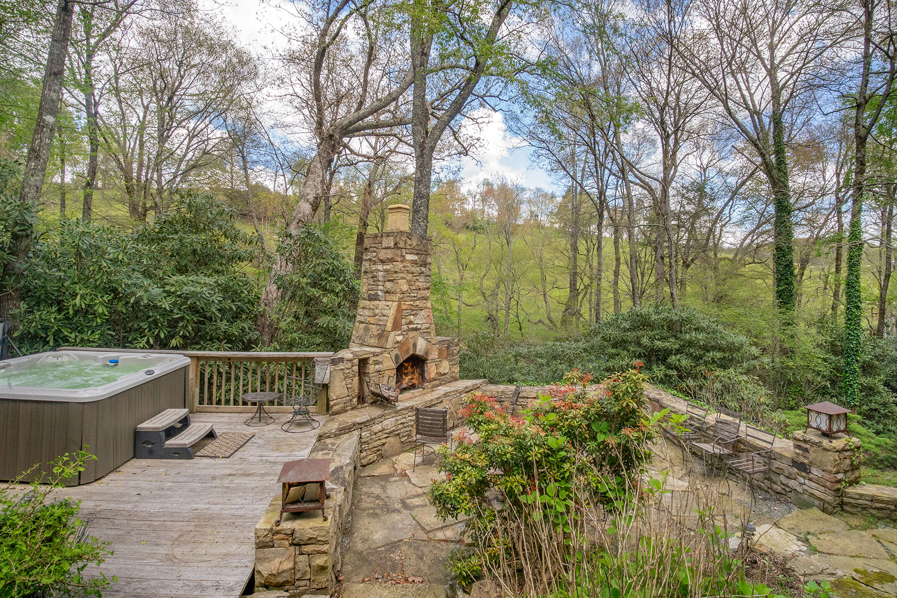  HUCKLEBERRY KNOB - BLOWING ROCK - 物件實景