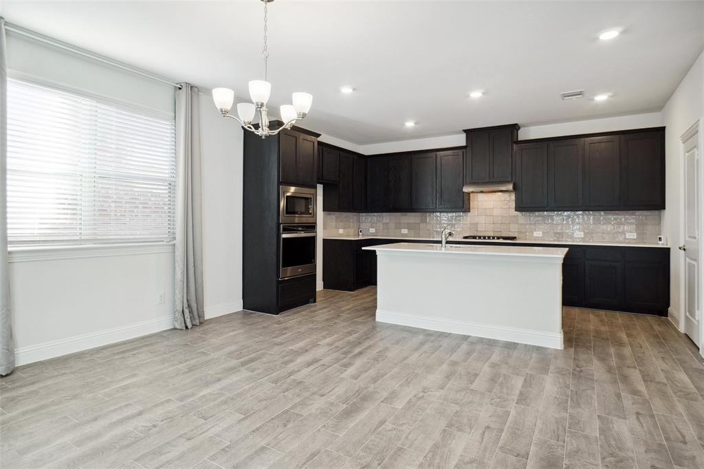 Celina, Texas, 75009, United States, 5 Bedrooms Bedrooms, ,4 BathroomsBathrooms,Residential,For Sale,1975866