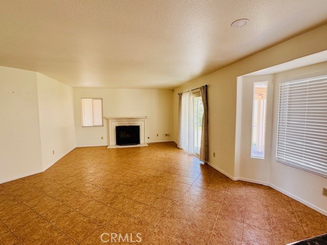 Rialto, California, 92376, United States, 5 Bedrooms Bedrooms, ,3 BathroomsBathrooms,Residential,For Sale,1978455