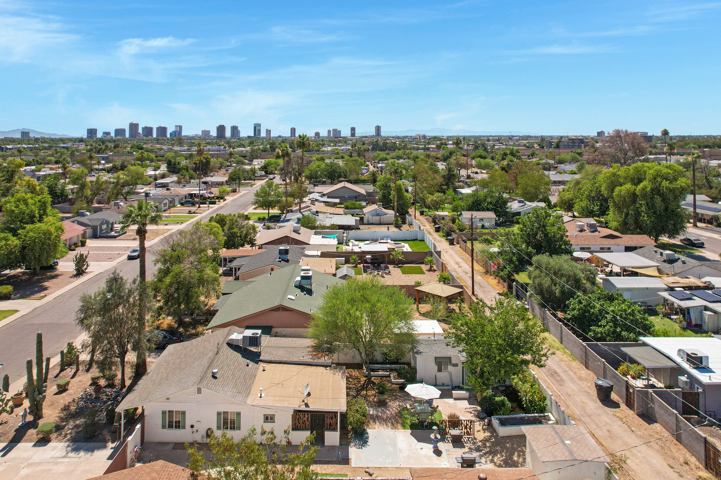 Phoenix, Arizona, 85016, United States, 3 Bedrooms Bedrooms, ,3 BathroomsBathrooms,Residential,For Sale,1937331