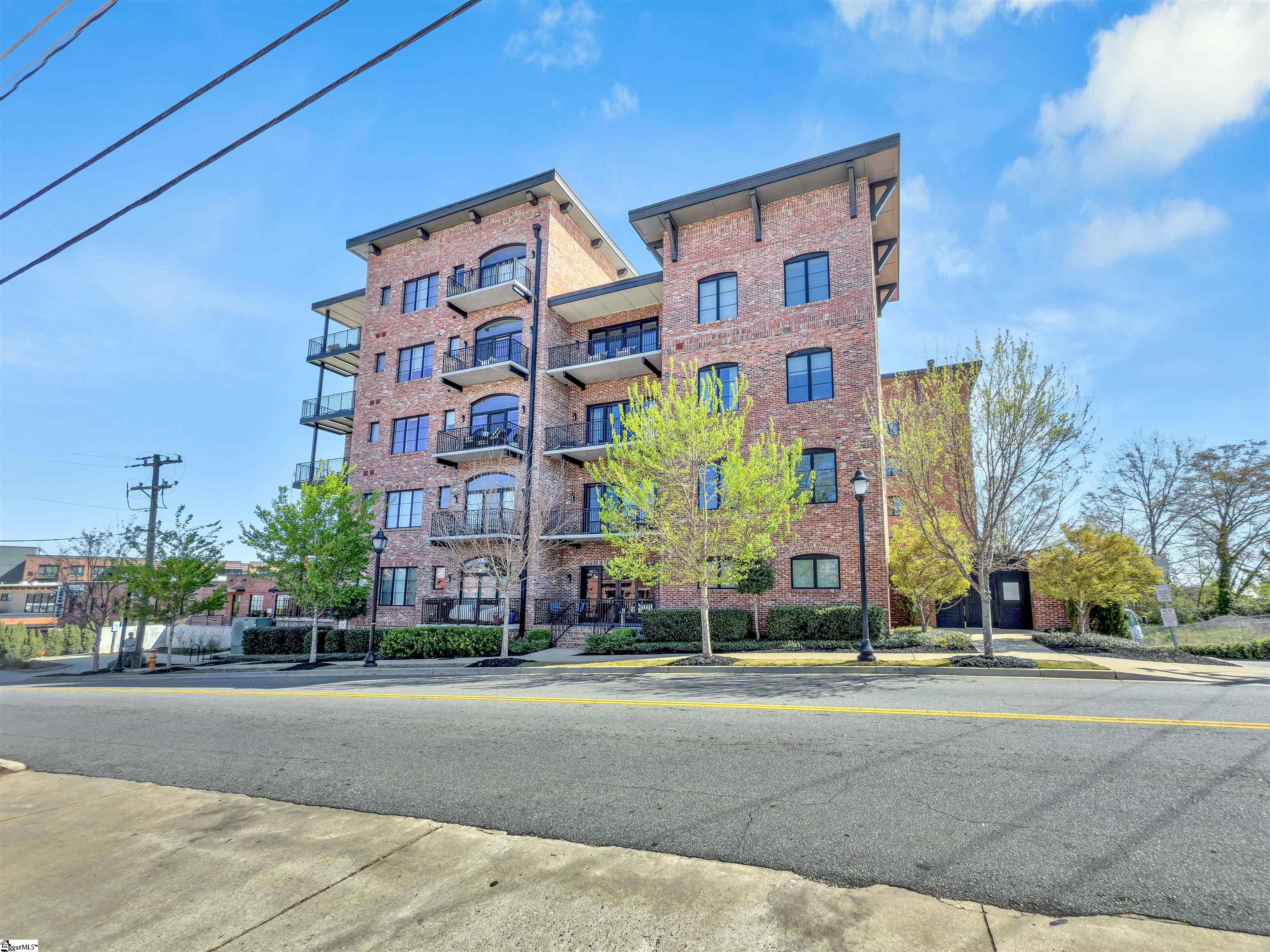 Greenville, South Carolina, 29601, United States, 1 Bedroom Bedrooms, ,2 BathroomsBathrooms,Residential,For Sale,1752765