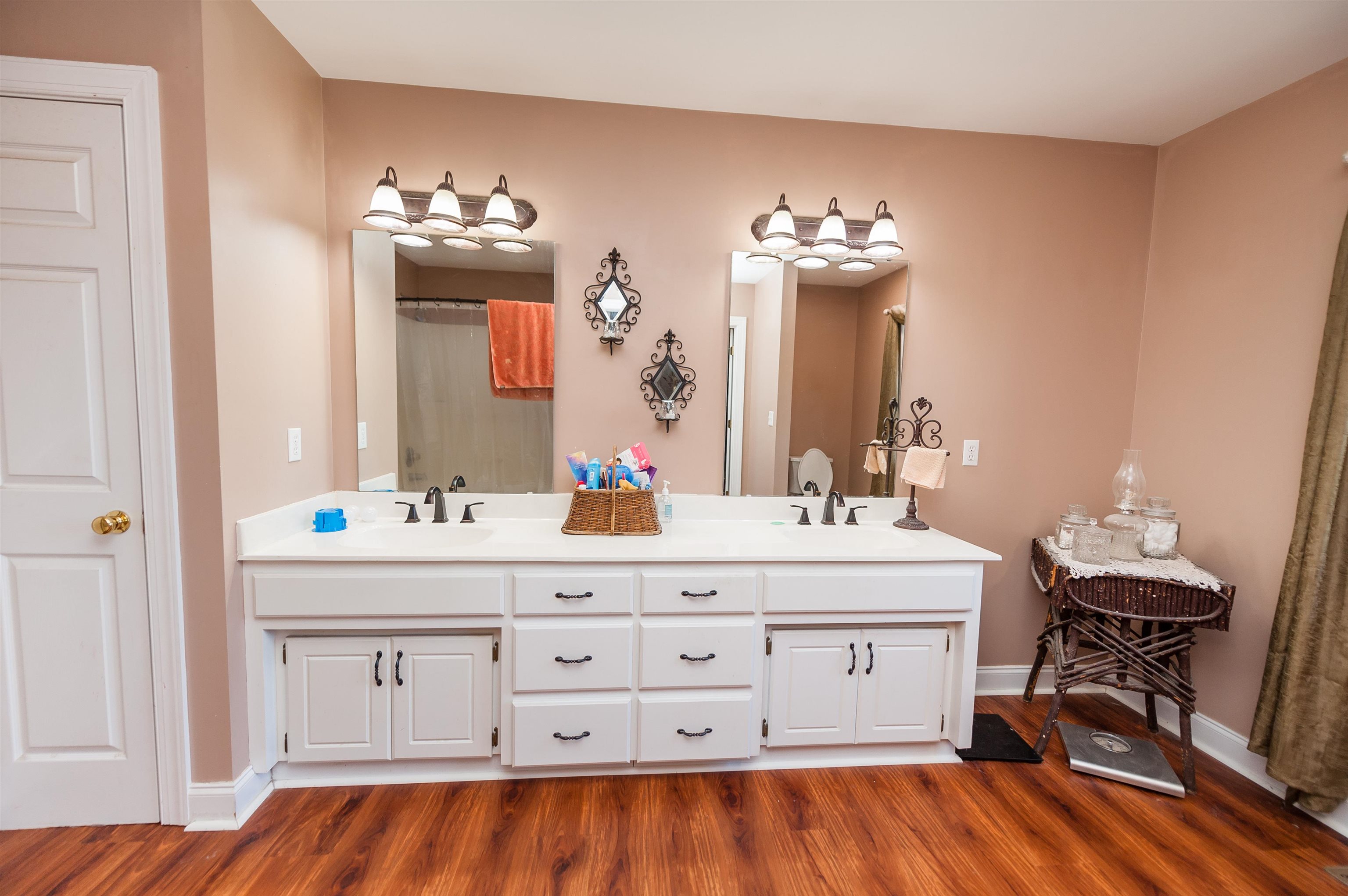 Landrum, South Carolina, 29356, United States, 2 Bedrooms Bedrooms, ,2 BathroomsBathrooms,Residential,For Sale,1978820