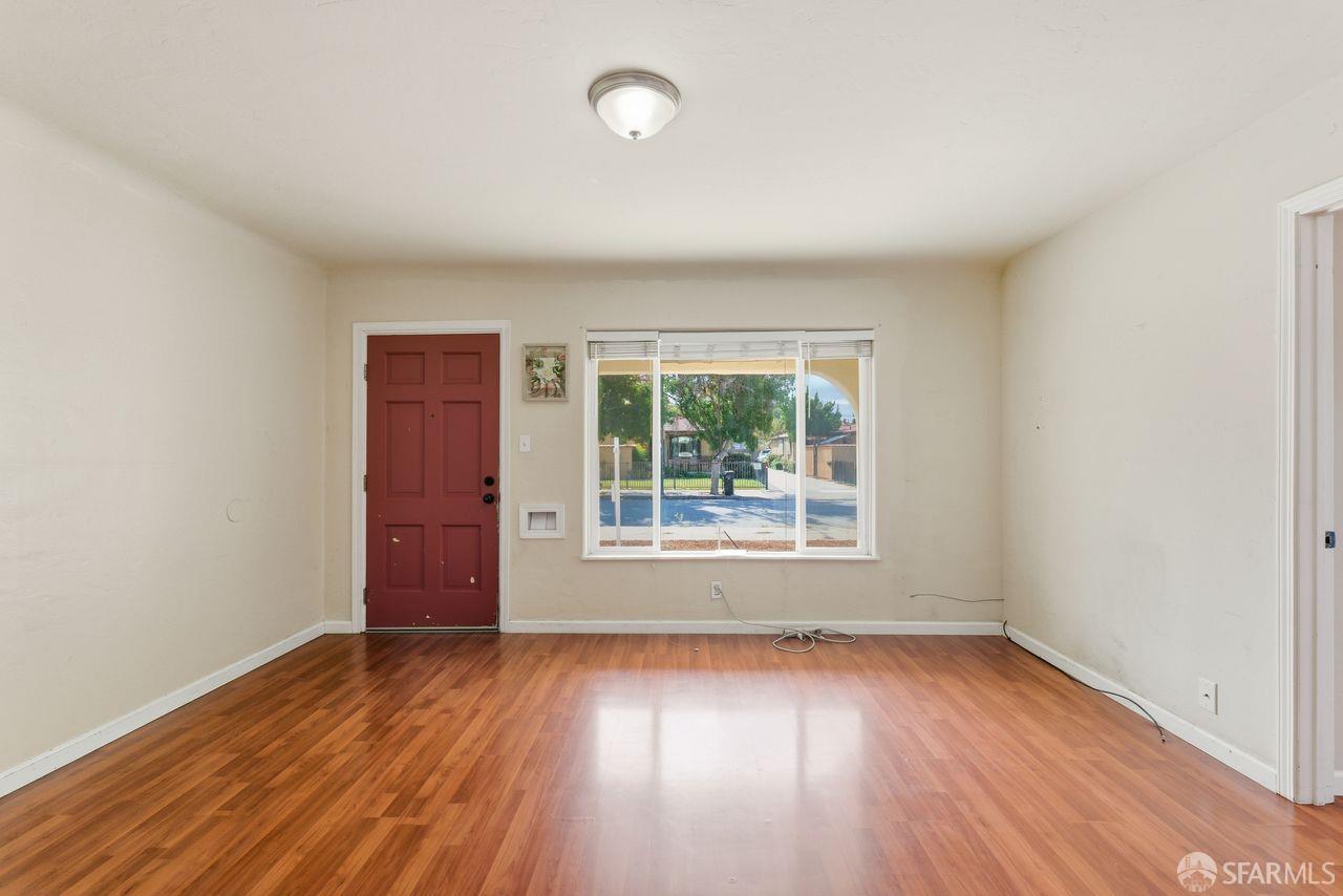 San Jose, California, 95116, United States, 8 Bedrooms Bedrooms, ,4 BathroomsBathrooms,Residential,For Sale,1988355