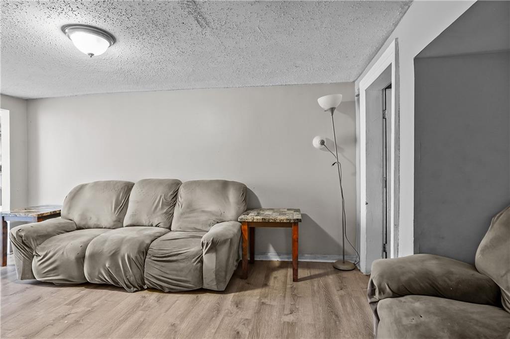Woonsocket, Rhode Island, 02895, United States, 7 Bedrooms Bedrooms, ,3 BathroomsBathrooms,Residential,For Sale,1935382