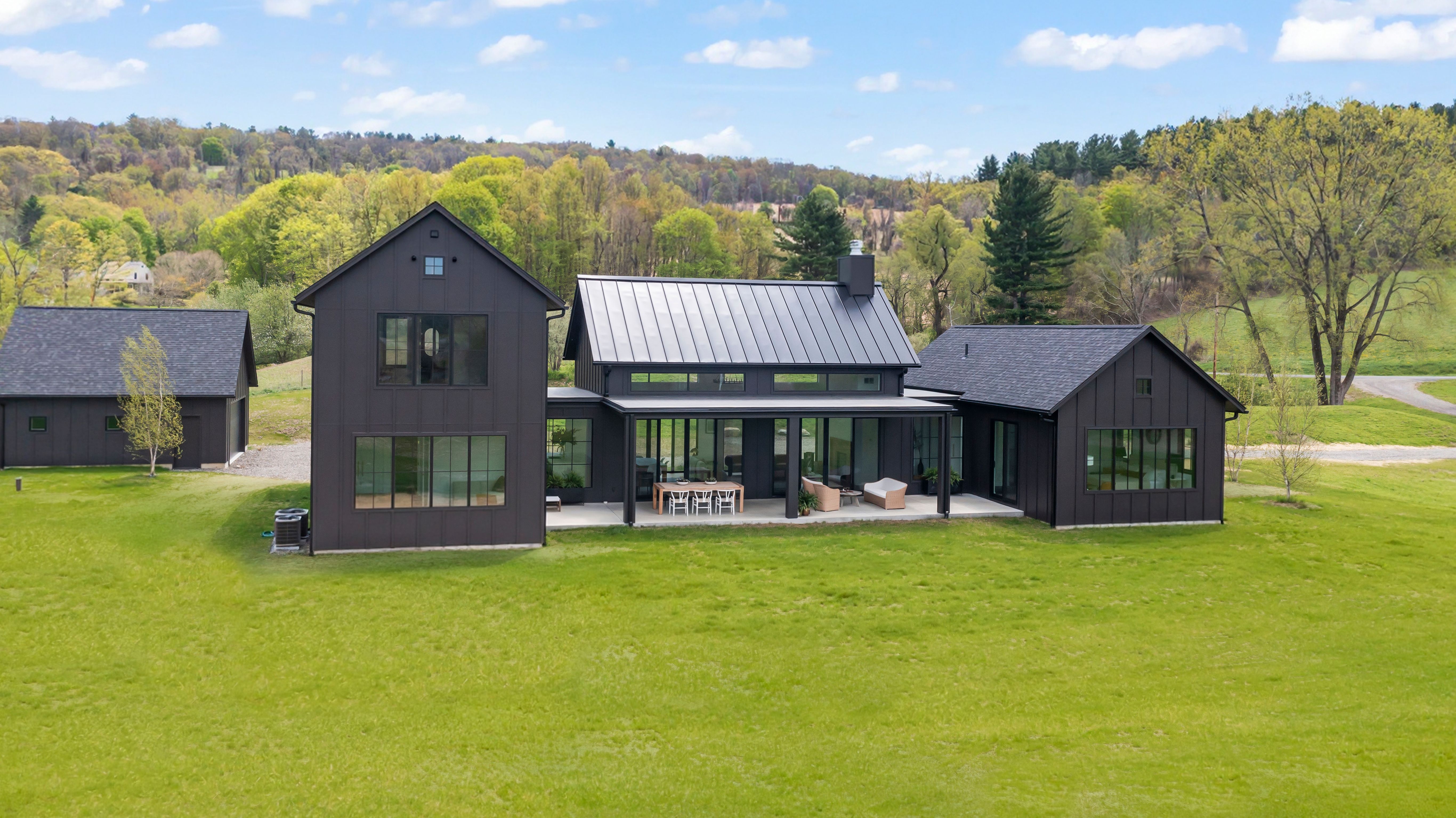  110 Mansfield Road, Hillsdale, NY 12529 - 物件實景