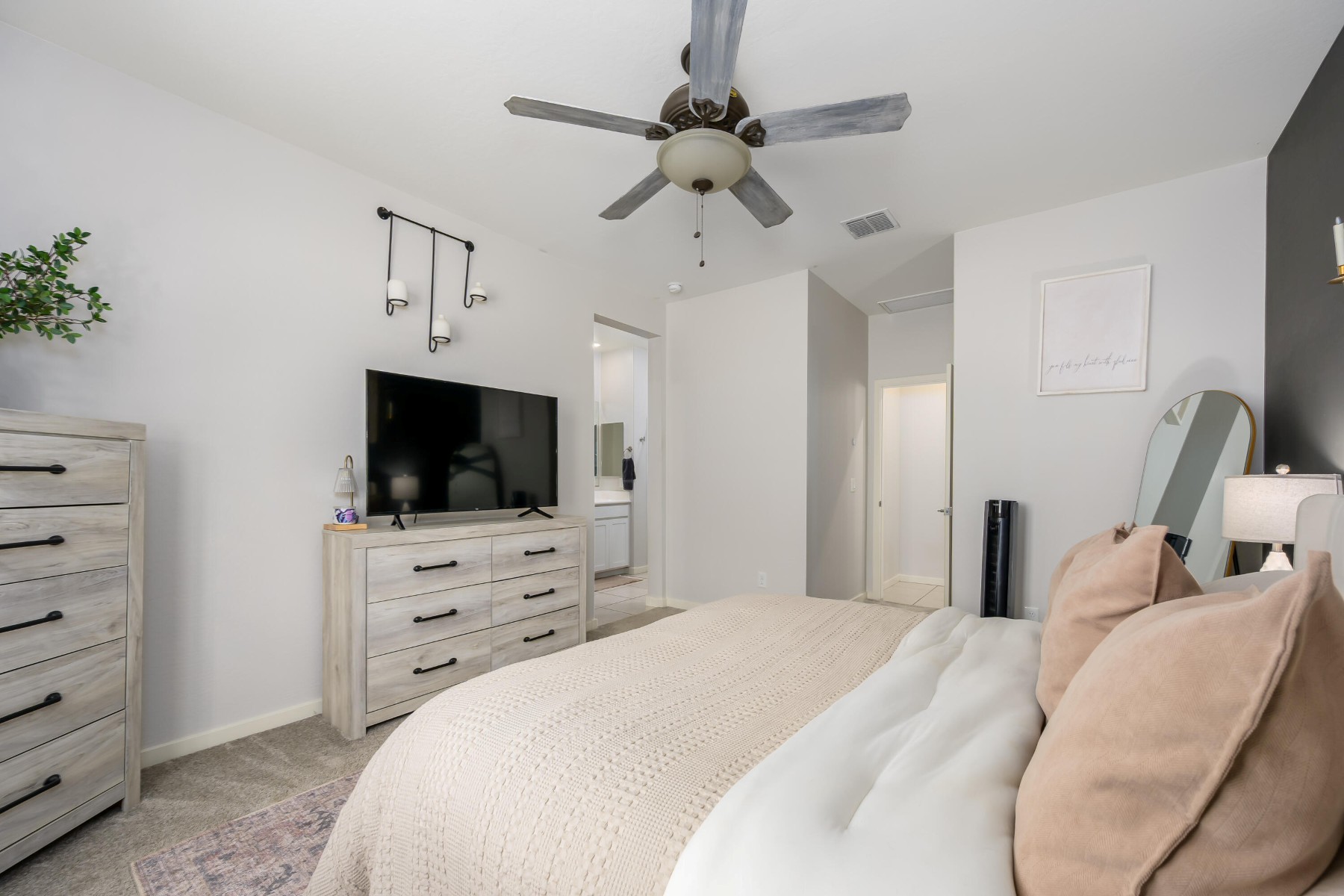  4240 W Coneflower Lane  San Tan Valley, AZ - 物件實景