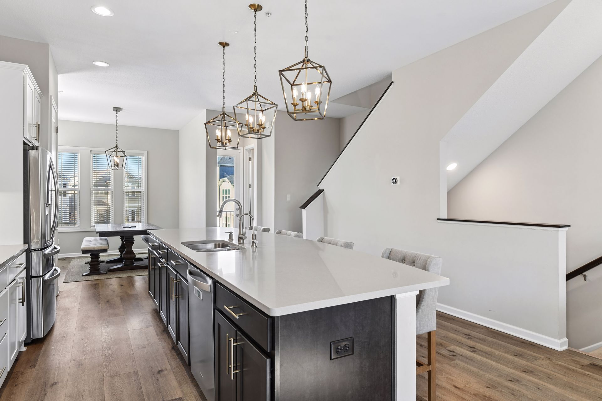  Refined Living in Prime Location - 物件實景