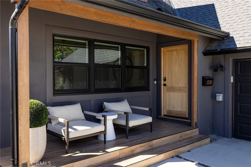 Seal Beach, California, 90740, United States, 5 Bedrooms Bedrooms, ,3 BathroomsBathrooms,Residential,For Sale,1988000