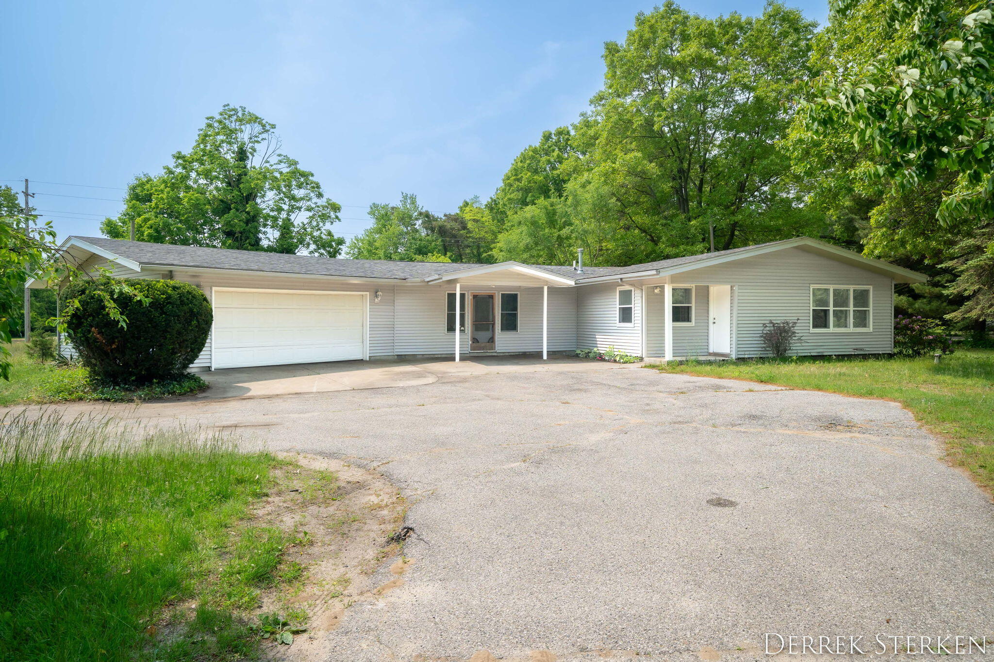 Saugatuck, Michigan, 49453, United States, 3 Bedrooms Bedrooms, ,2 BathroomsBathrooms,Residential,For Sale,1857746
