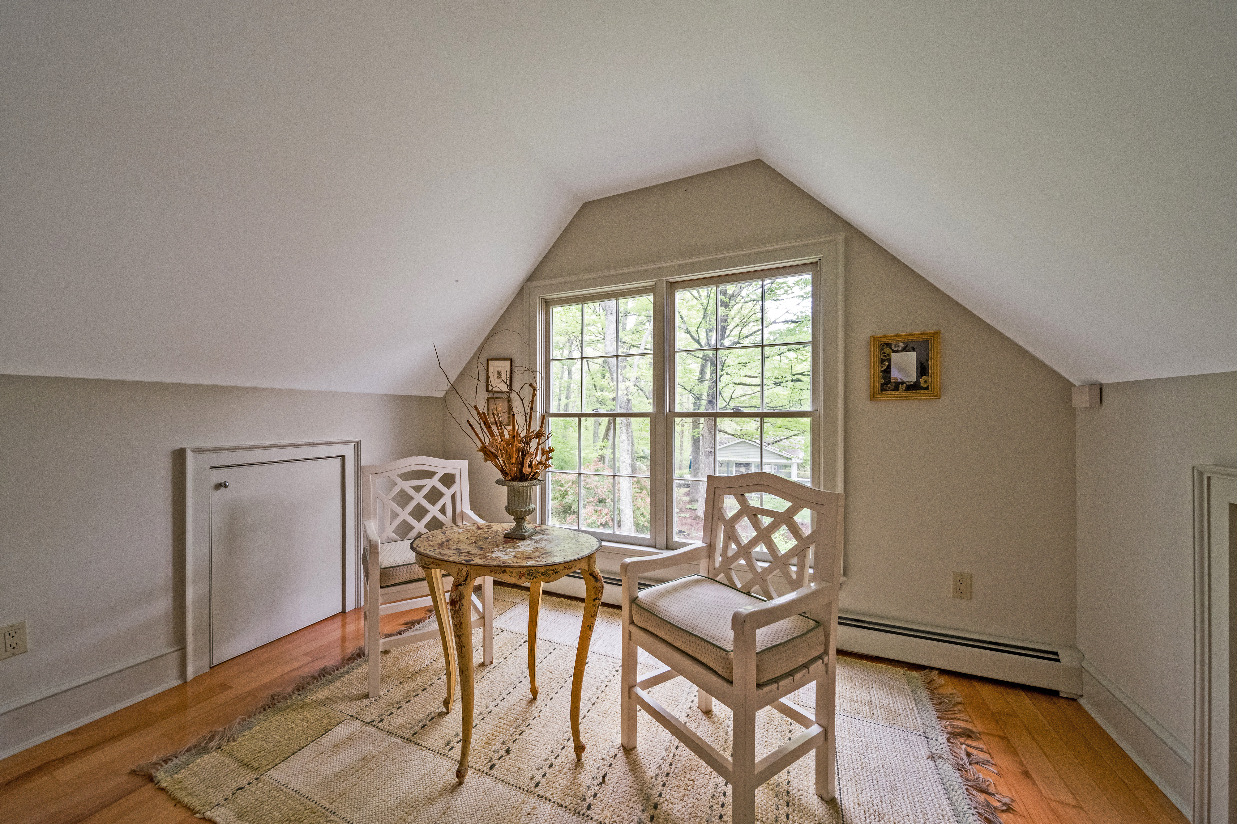  Stunning Custom Built Home on over 30 Acres of Bucolic Lane - 物件實景